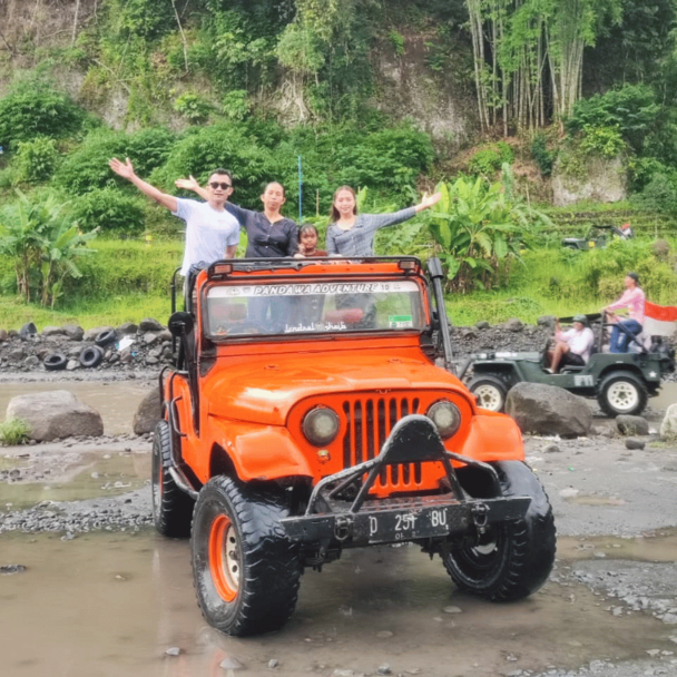 Jelajah Gunung Merapi dengan Jeep Willys: Sensasi Off-Road yang Tak Terlupakan
